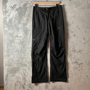 Arc’teryx Women’s Black Pants Size Medium Hiking Gorpcore